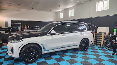 Signature Auto Appearance