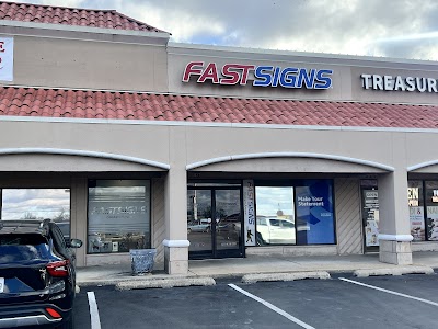 Fastsigns of Broken Arrow, Ok