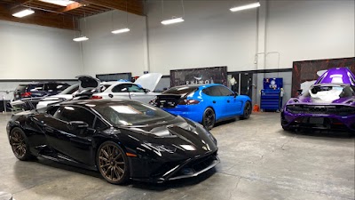 Rhino Auto Films & Detailing /clearbra/tint/ceramiccoating/vinylwraps/&more