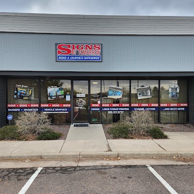 Signs by Tomorrow Aurora