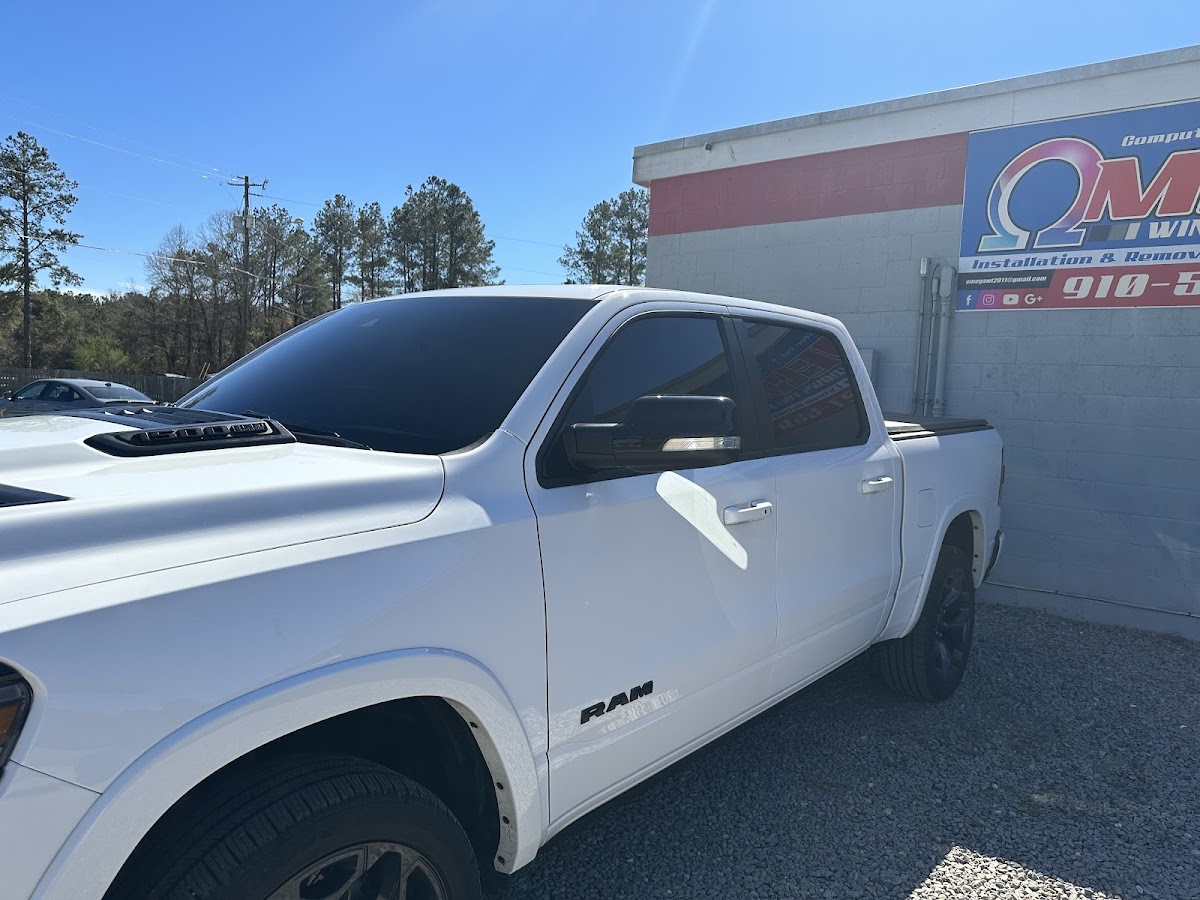 Omega Windows Tinting workshop