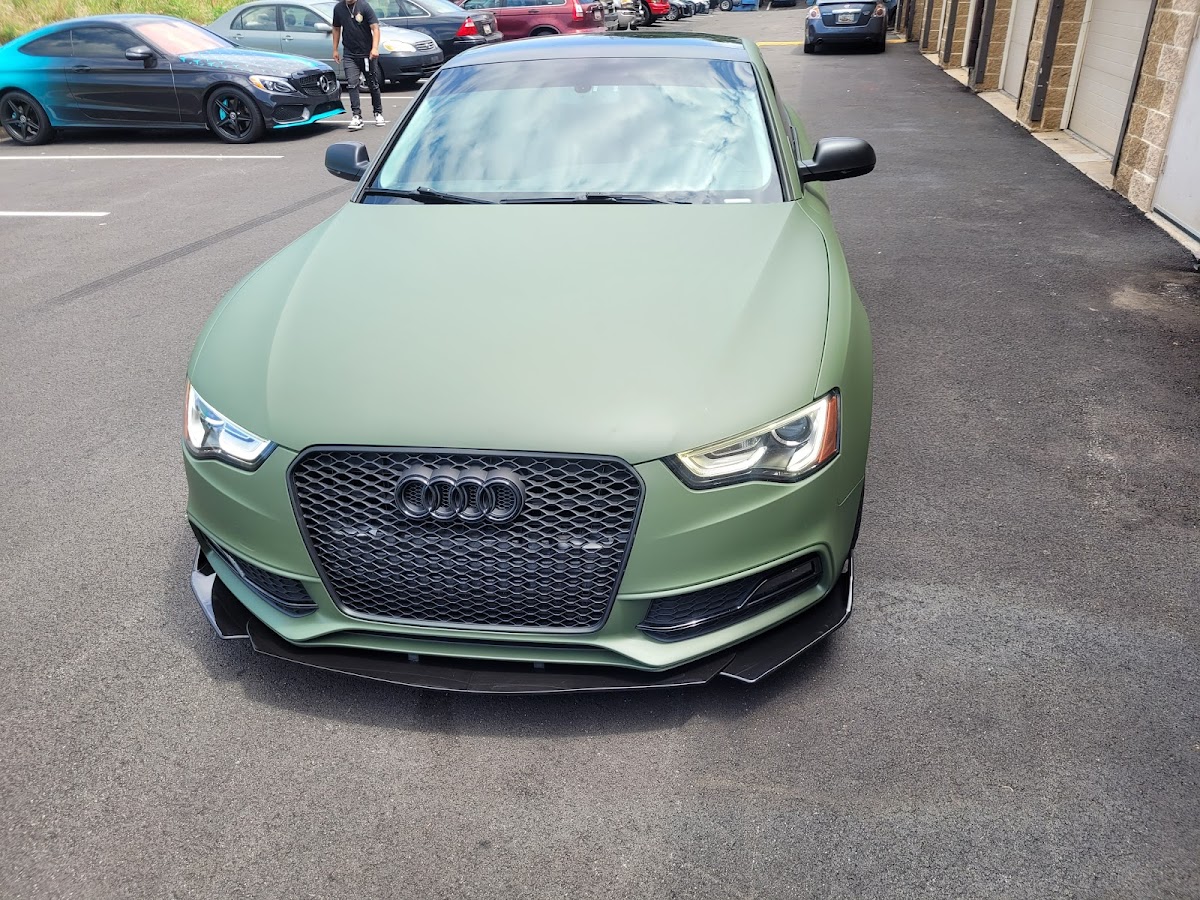 Villalta Window Tint & Wraps workshop