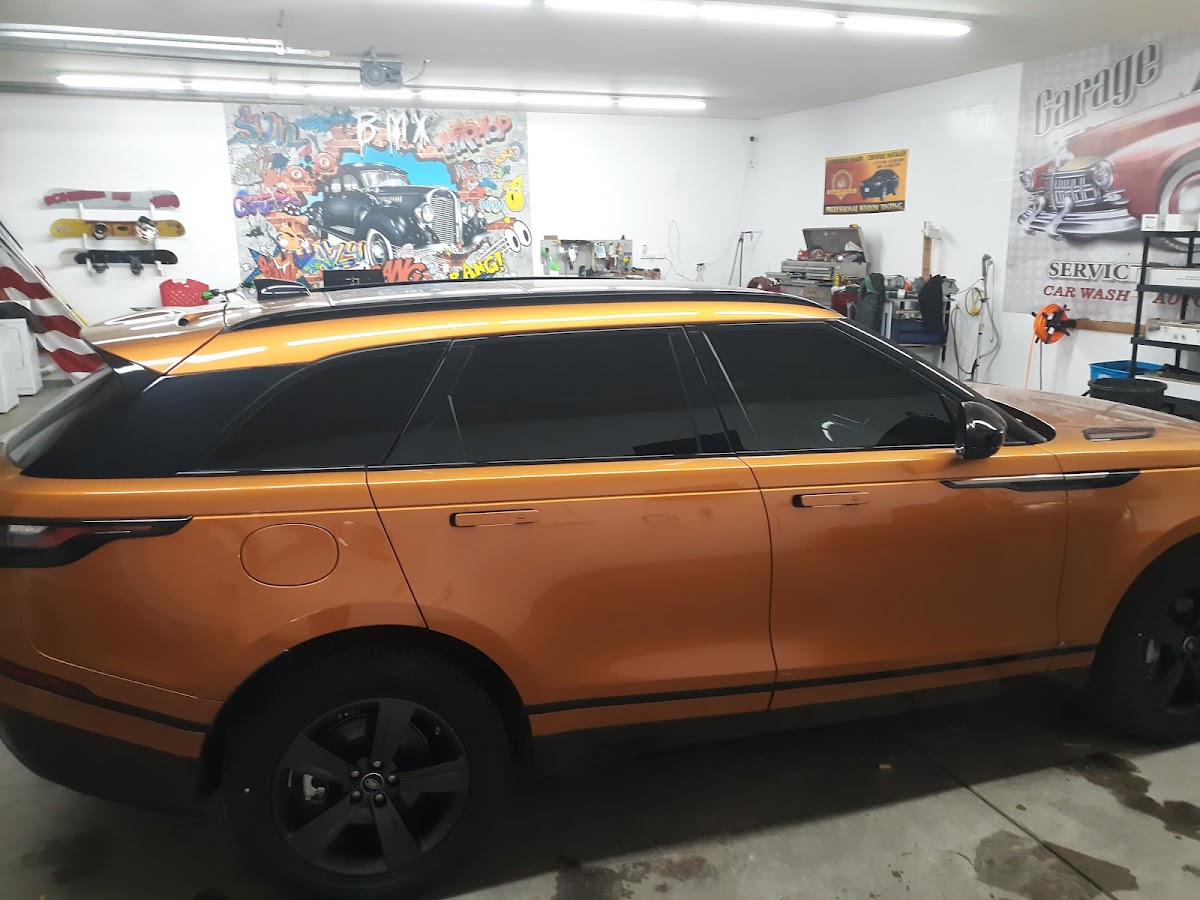 Swannys Window Tint, Detail, and Auto Glass LLC workshop