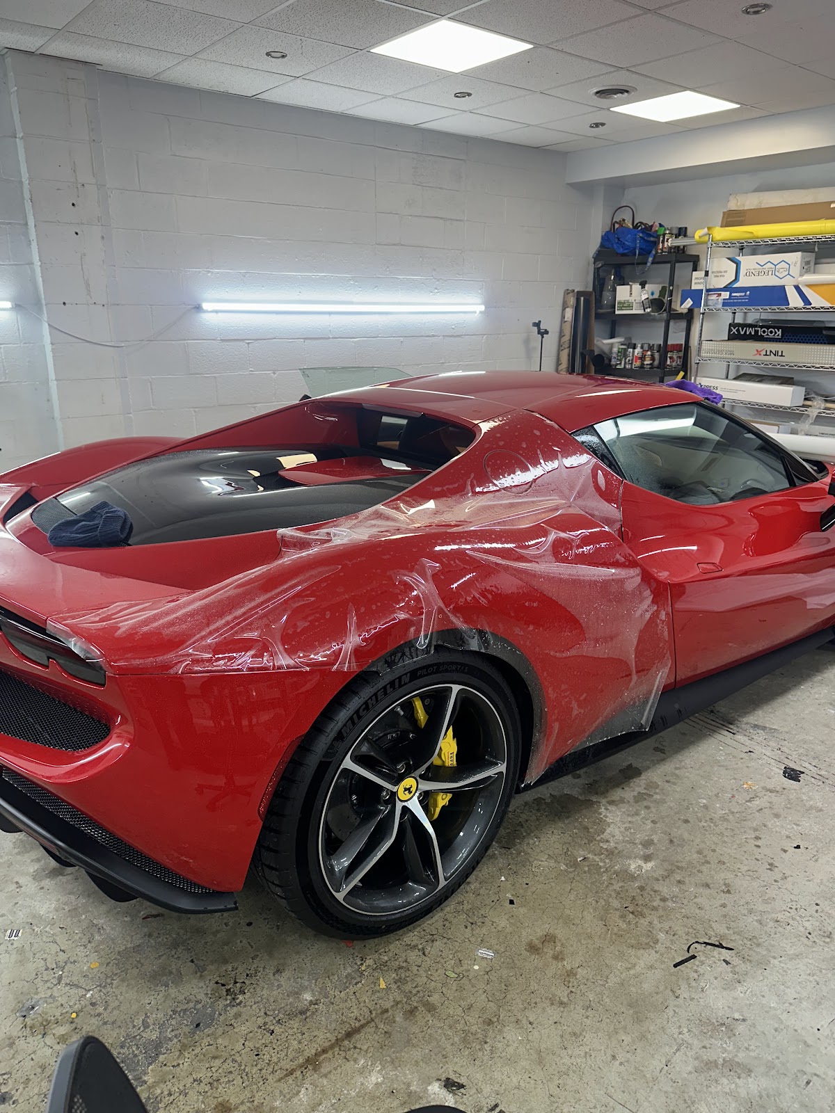 Xclusive Tint & Wraps workshop