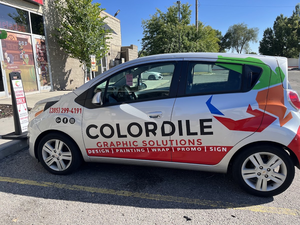 Colordile Design & Printing Services workshop