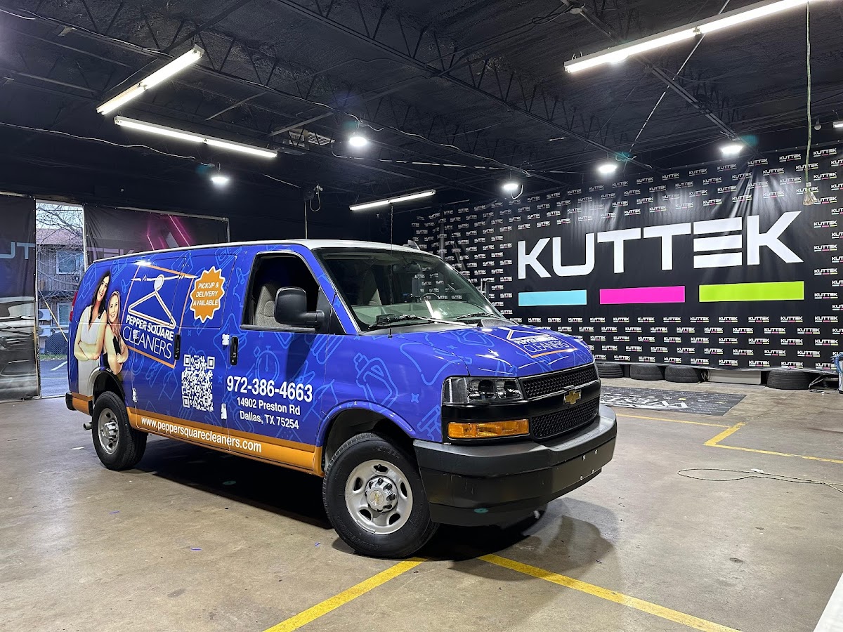 Kuttek Signs & Wraps workshop