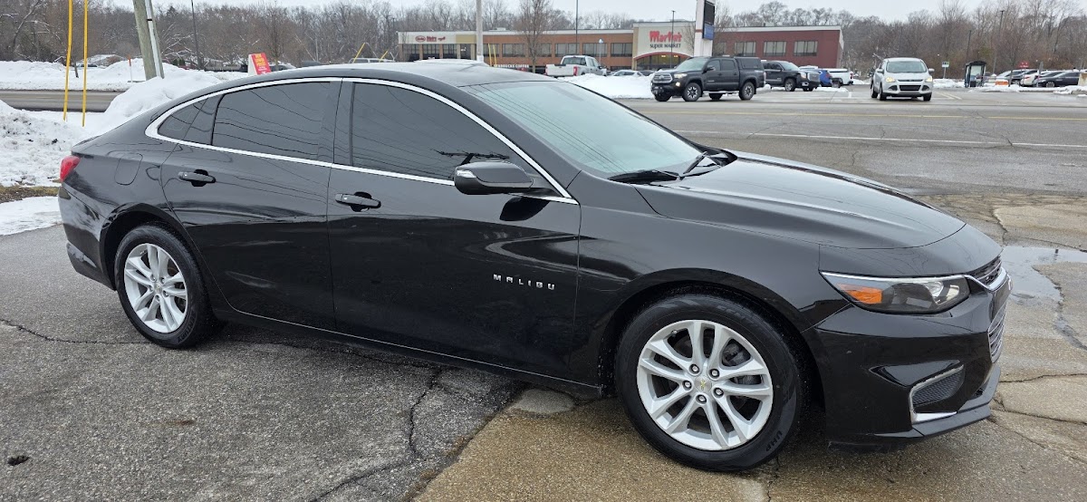 Xclusive Tints & Customz workshop