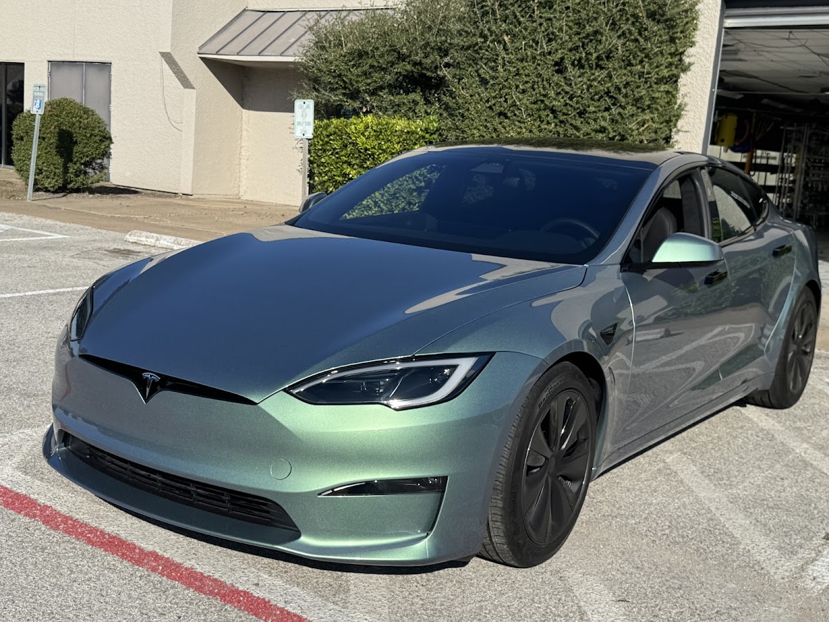 Ceramicfx Paint Protection Film Wrapping Ceramic Coating and Window Tinting LLC workshop
