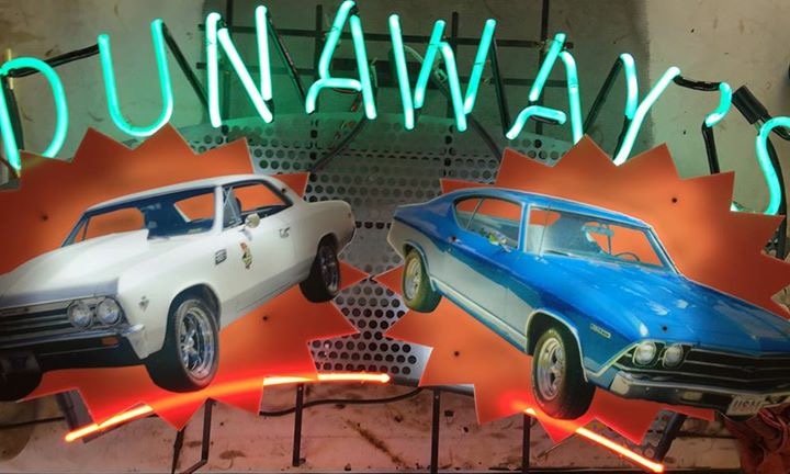 Blue Chip Signs Inc workshop