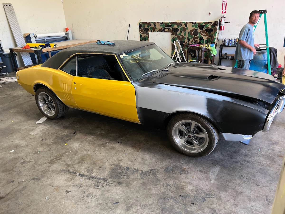 Wicked Wrapz Signs & Designs workshop