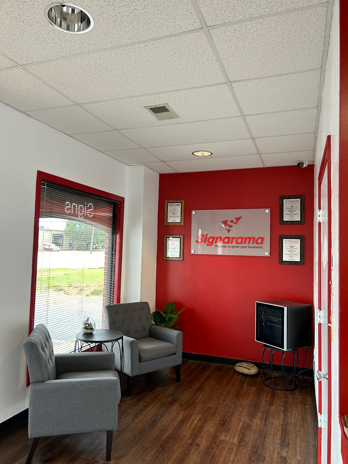 Signarama Greenville workshop