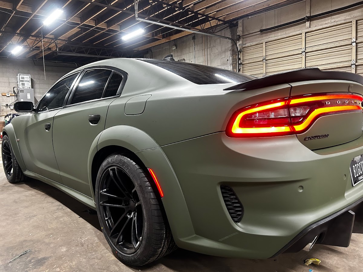 Elite Auto Customs workshop