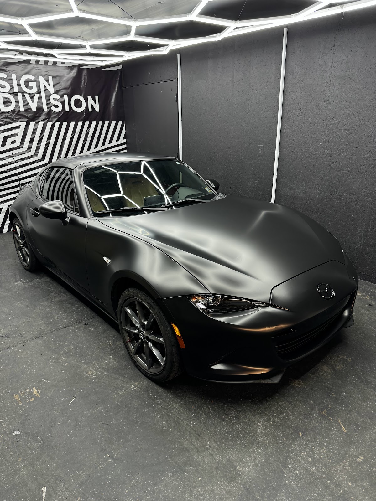 Sign Division workshop