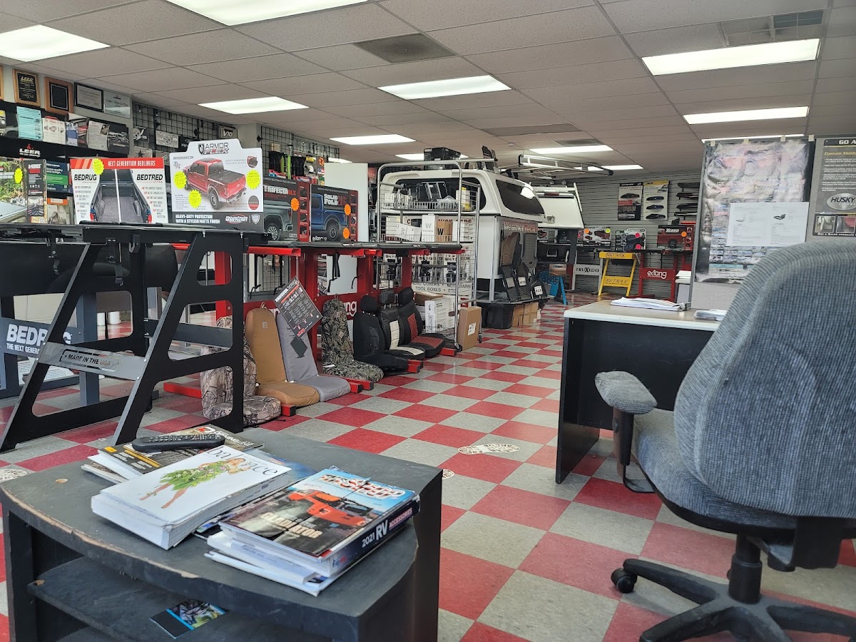 Car-mic Truck Accessories workshop