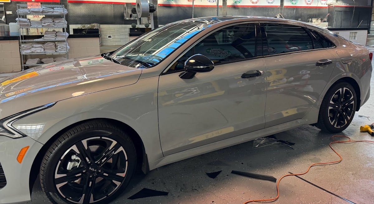 Mad Kustoms and Window Tinting workshop