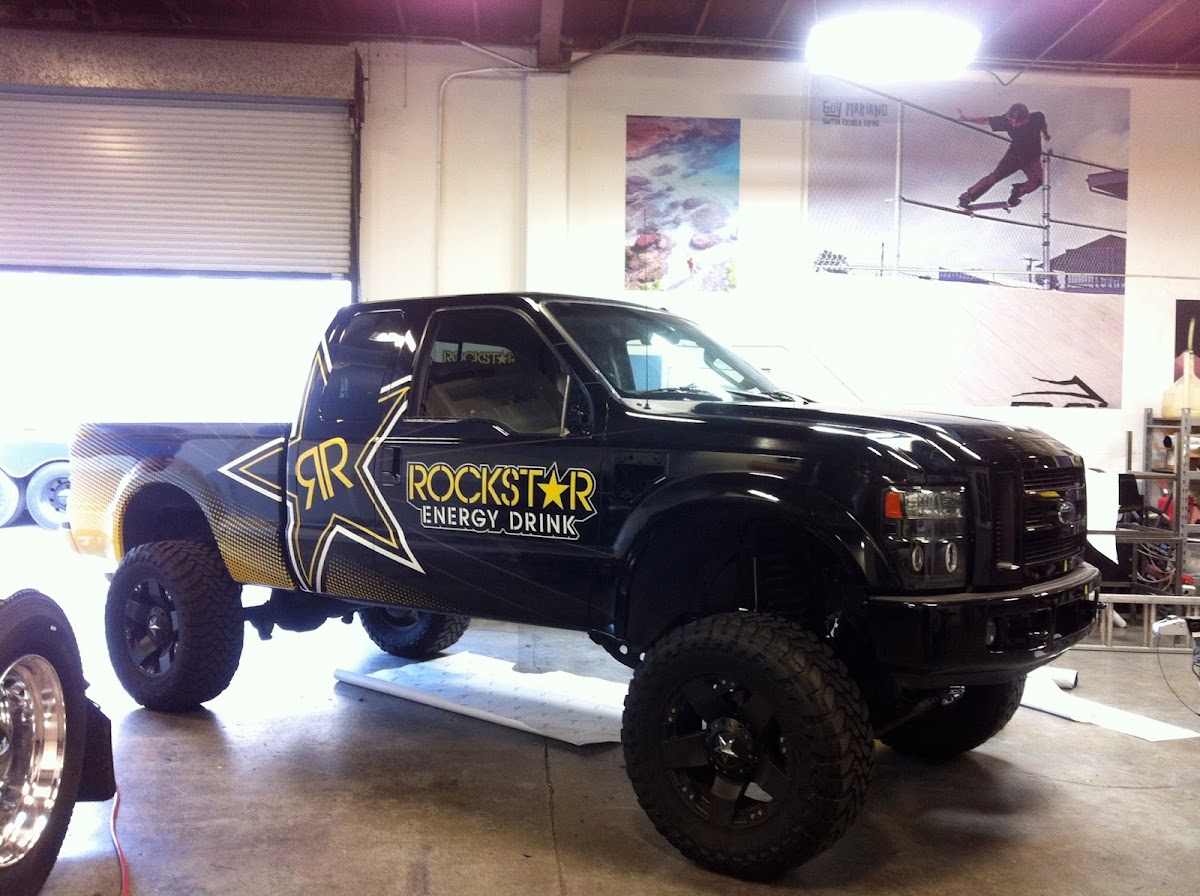 Elite Signs and Wraps workshop