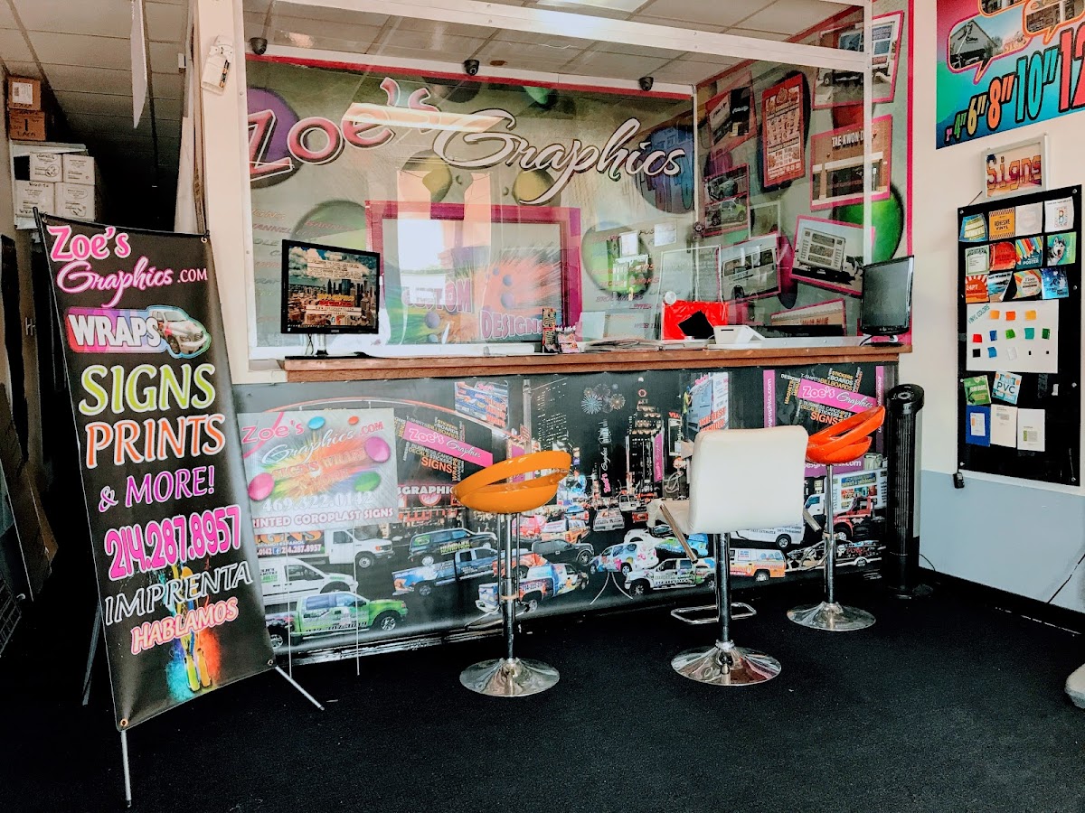 Zoe's Graphics Signs & Wraps workshop