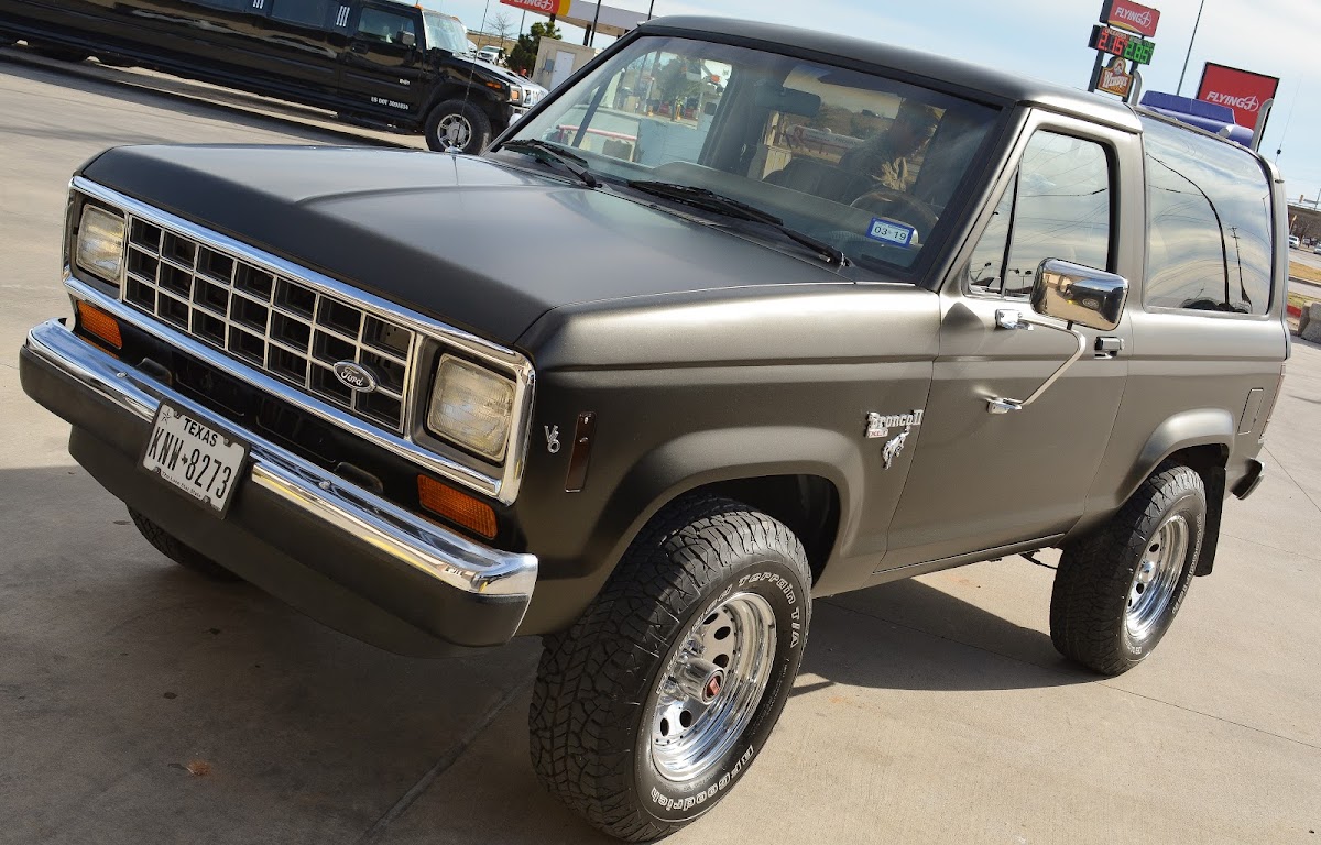 Impact Signs - Vehicle Wraps & Vinyl Sign Shop workshop
