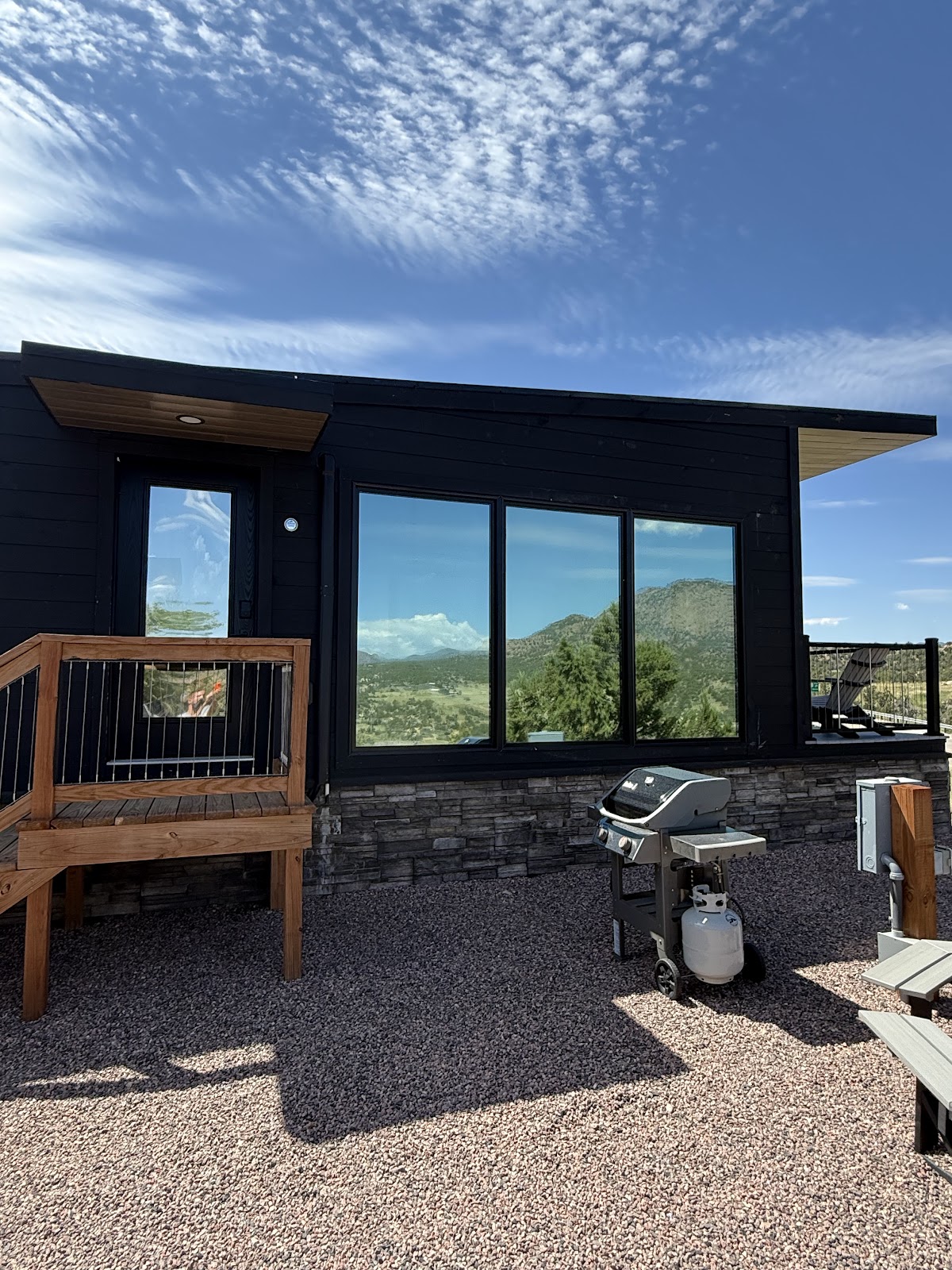 Guppro Window Tinting workshop