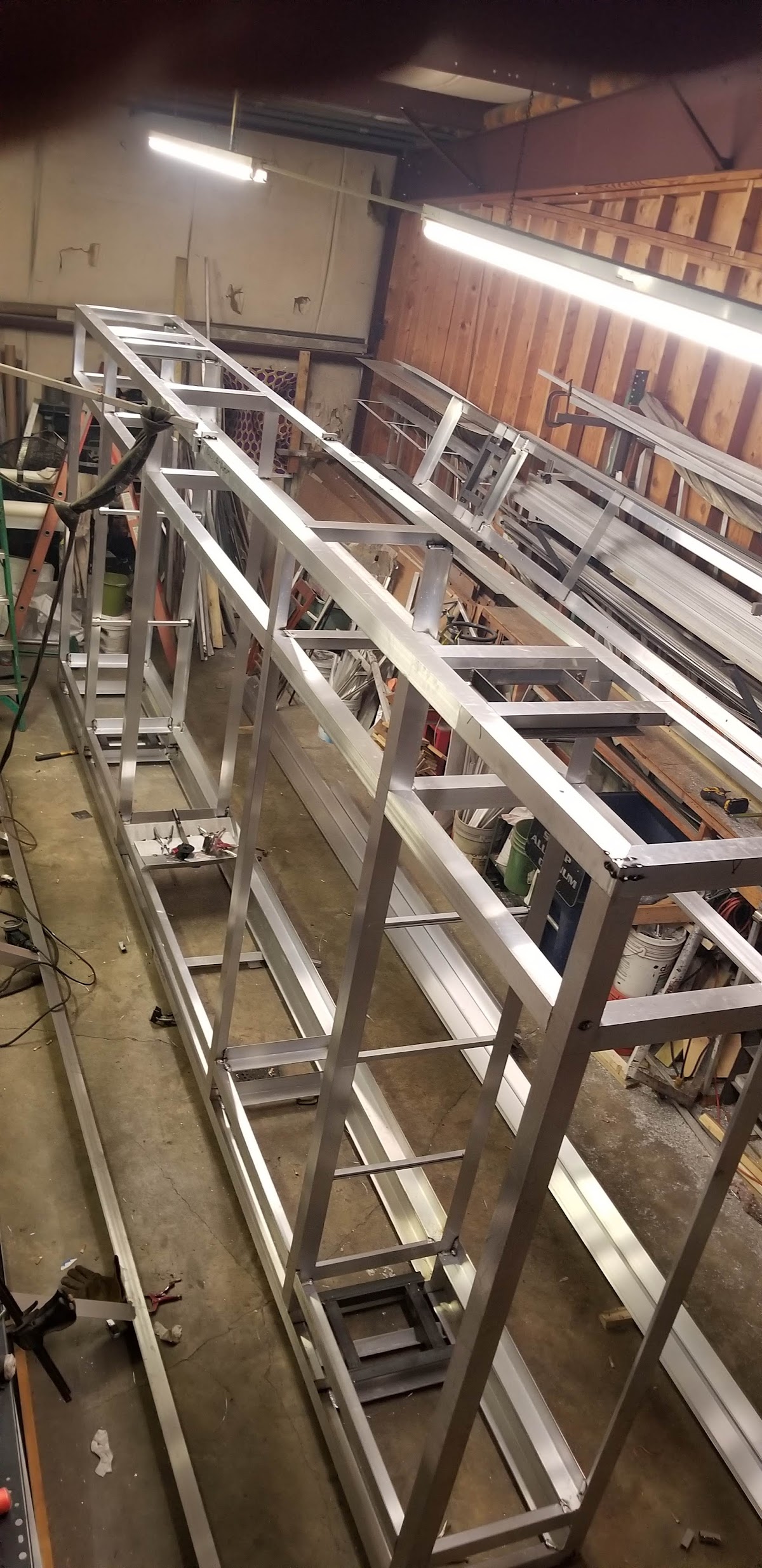 Randy's Signs workshop