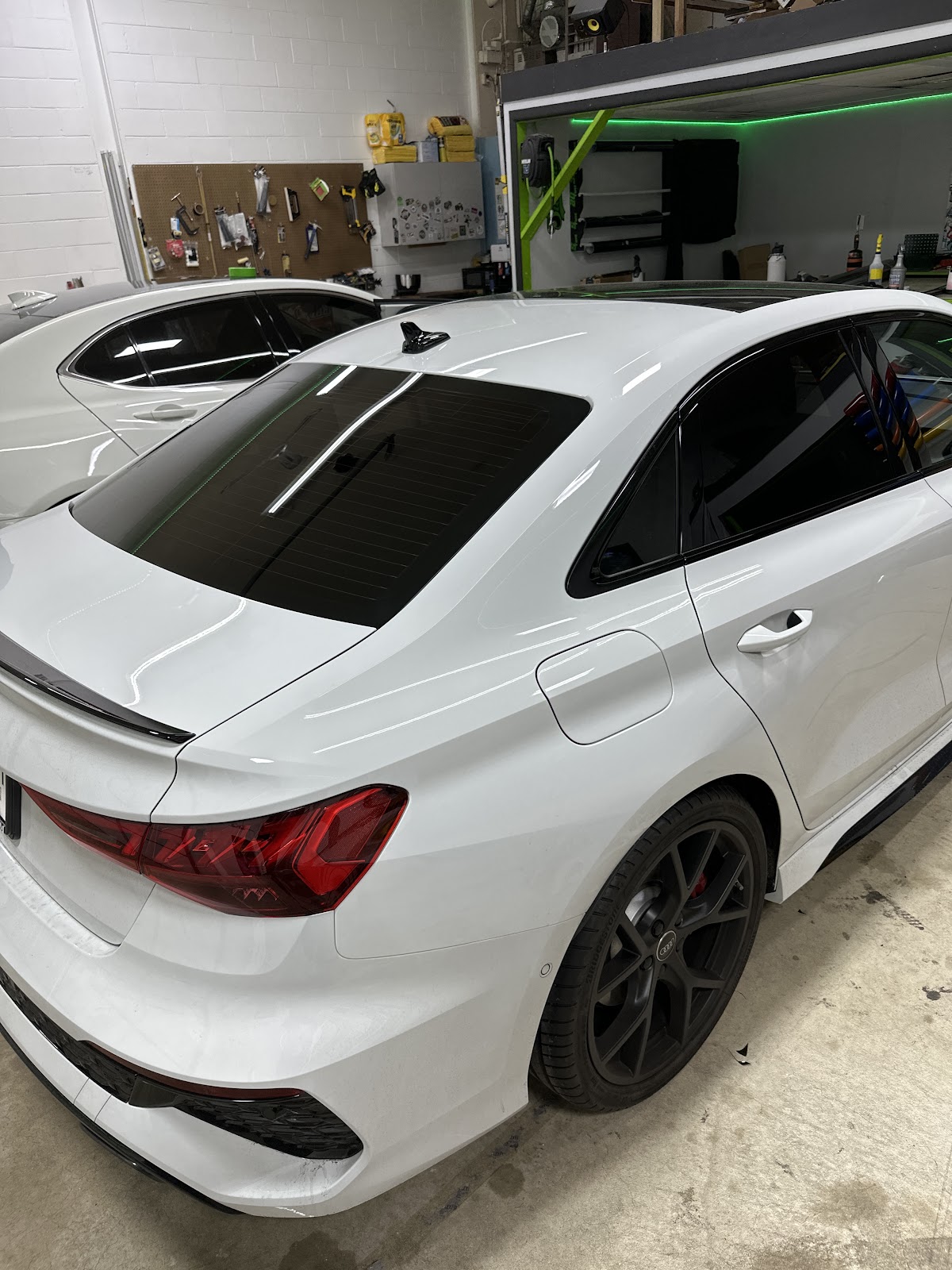 Morewrapz & Tint workshop