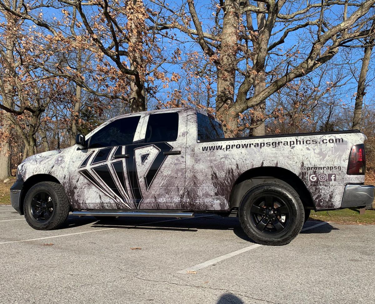 Pro Signs & Wraps | 3m Certified | Vehicle Wraps & Graphics | Decals | Lettering | PPF | Sign Shop workshop
