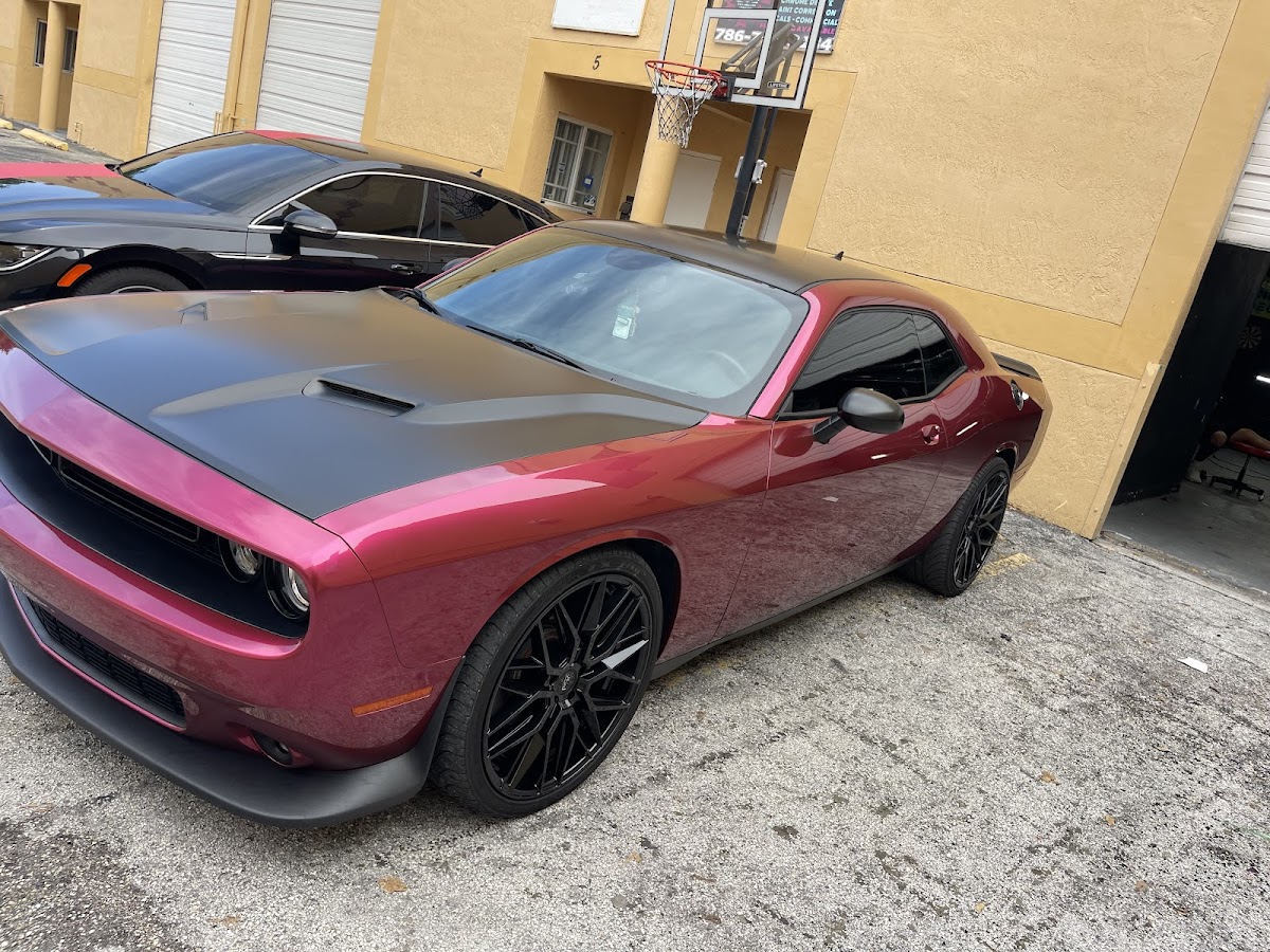 Wrap Boyz Miami workshop