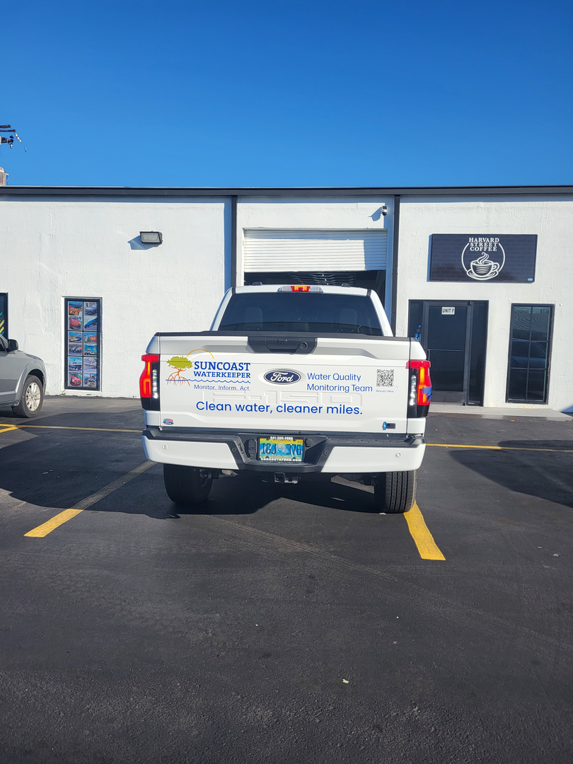 Wraps R US Fl- Wrap Shop in Sarasota workshop