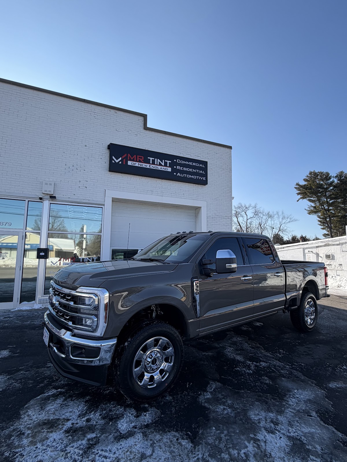 Mr Tint of Springfield - Vinyl Wraps/paint Protection Film workshop