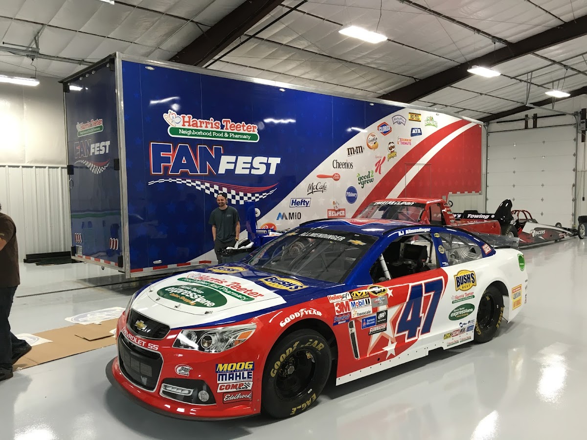 Dmc Graphics, LLC workshop