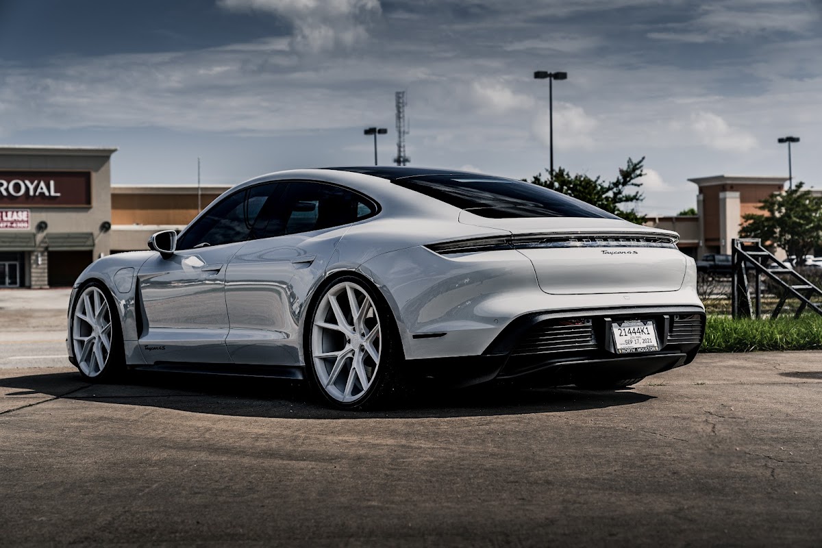 Limitless Custom Coatings workshop