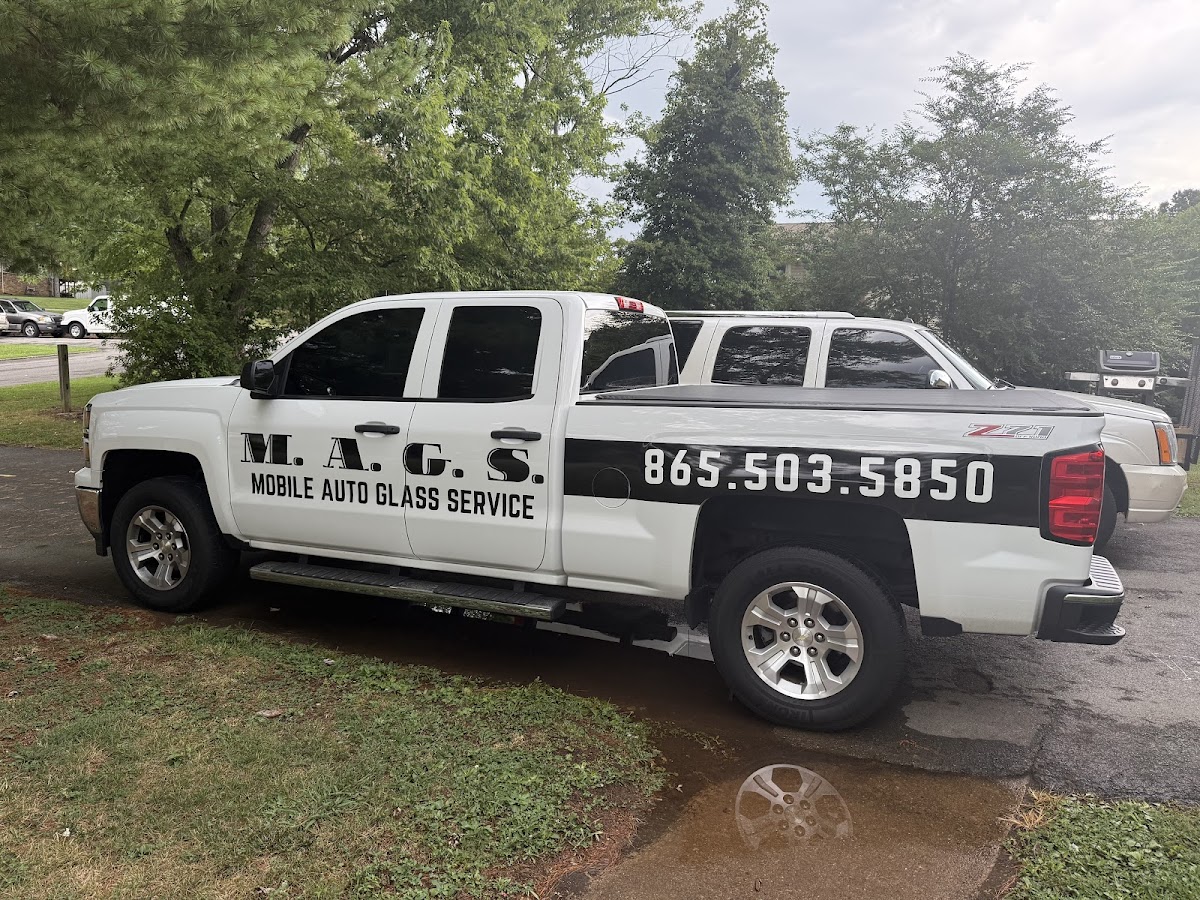 Gnj Auto Graphics workshop