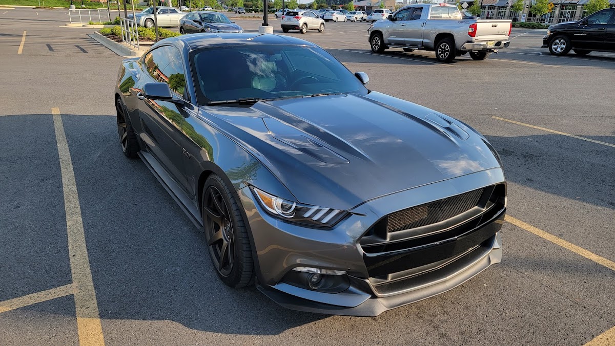 Legends Wrap & Signs workshop