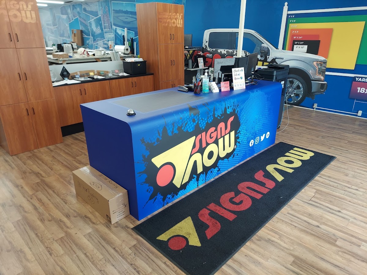 Signs Now Evansville workshop