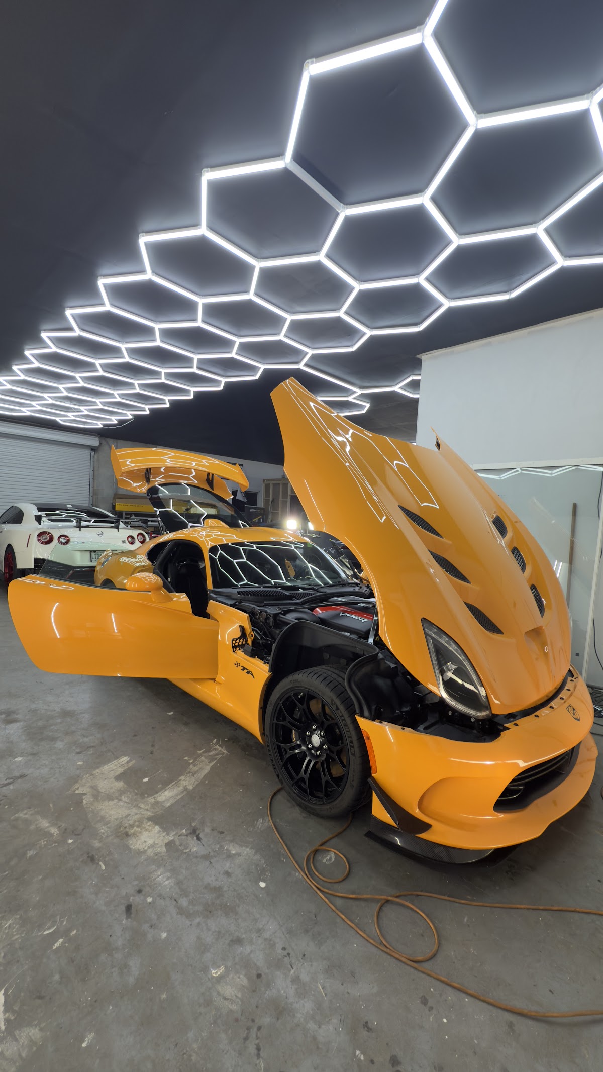 Detail Daytona (xpel Paint Protection Film Ceramic Tint) workshop