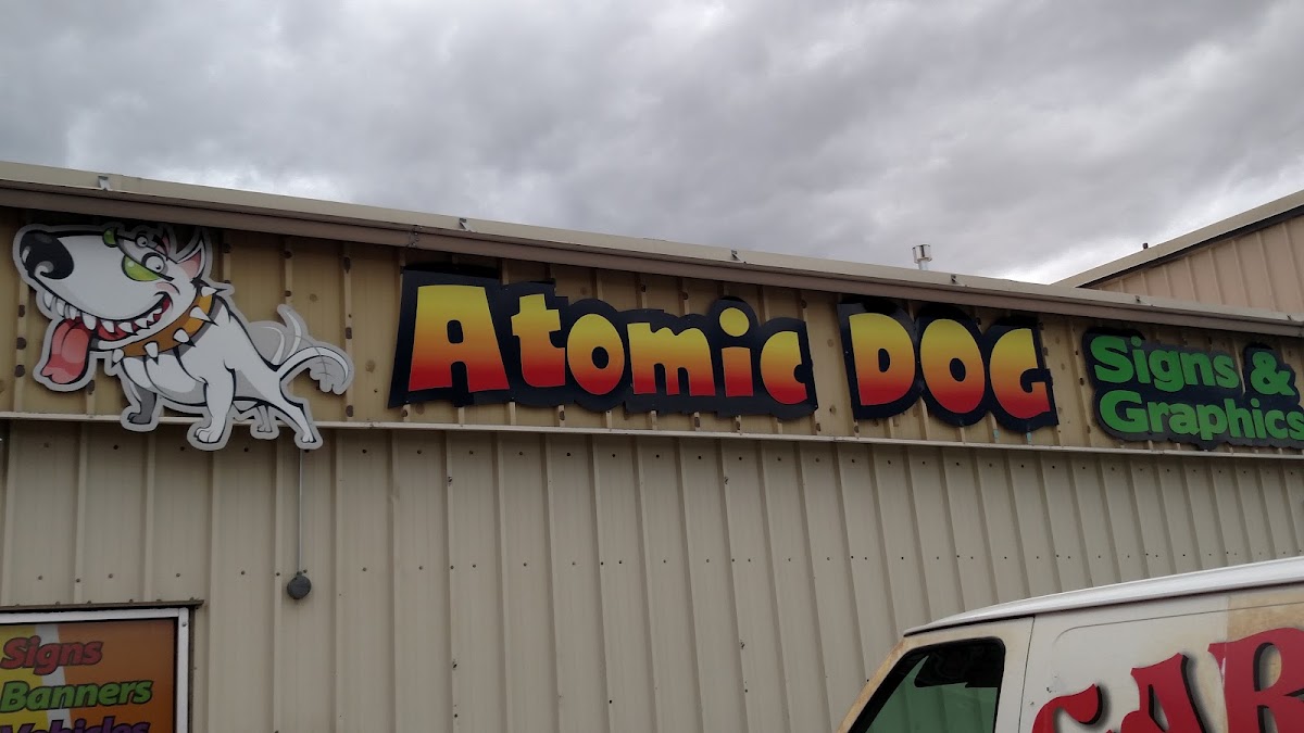 Atomic Dog Signs & Graphics workshop
