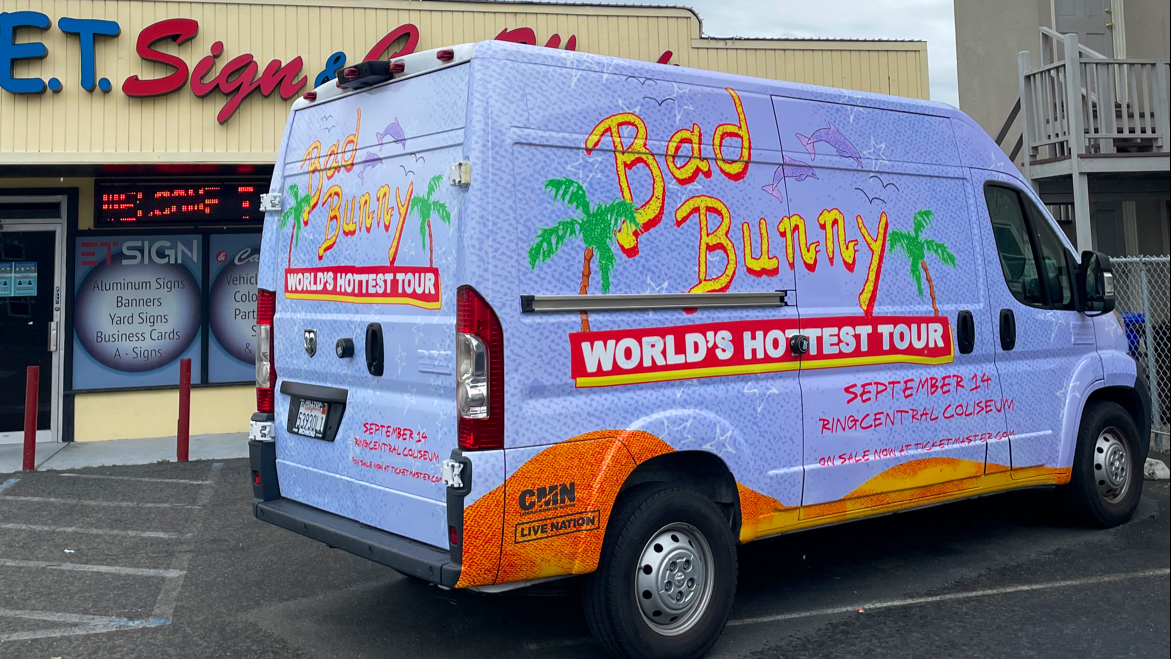 E.t. Sign & Car Wrap workshop