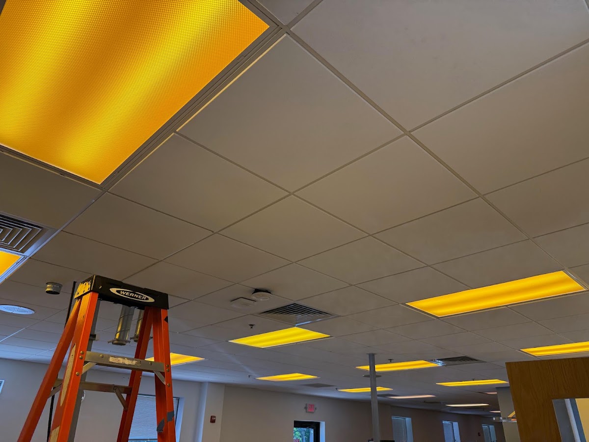 Sunview Glass Tinting & Signs workshop