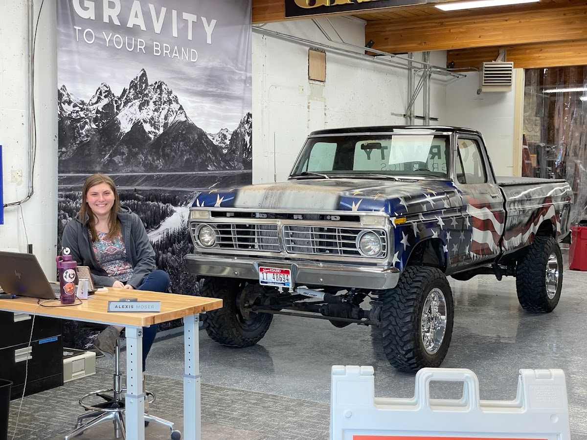 Gravity Graphics | Jackson workshop