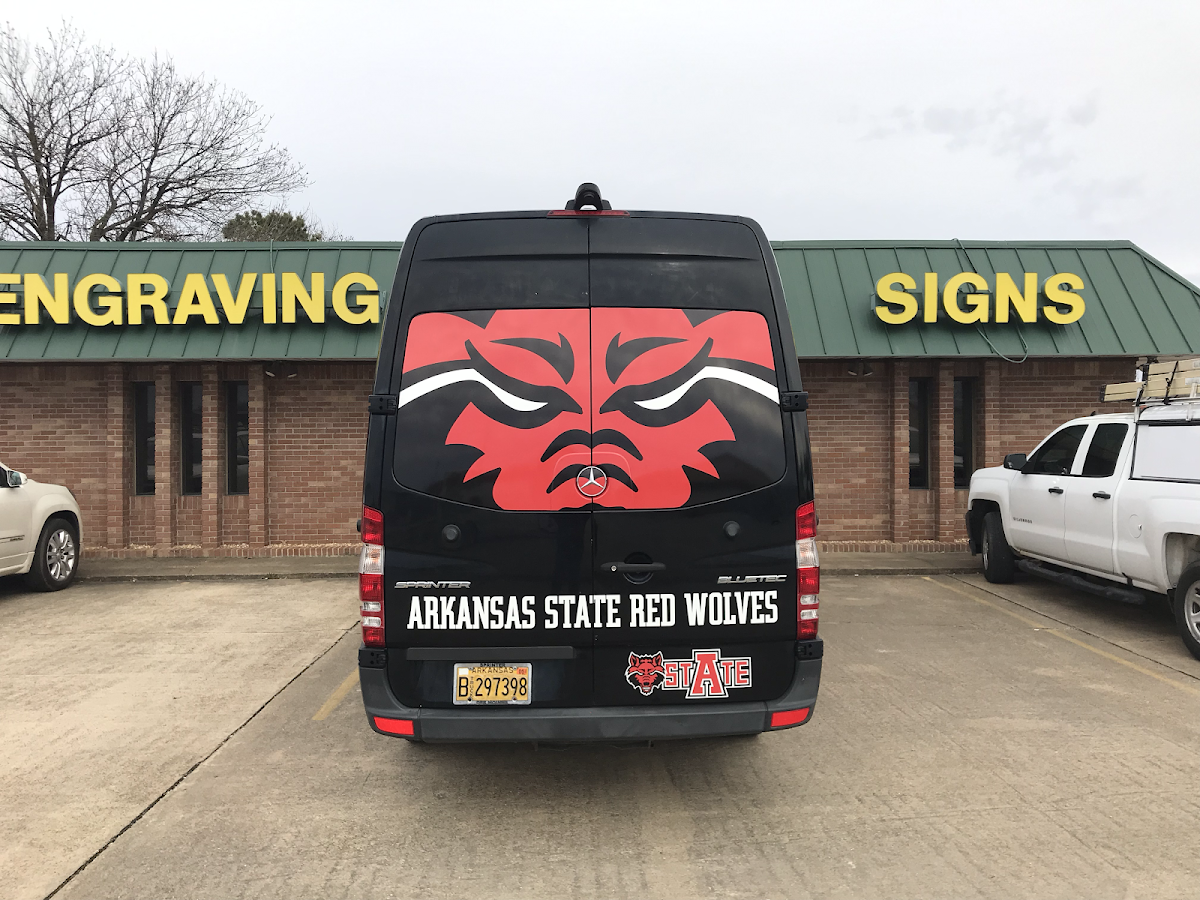 Gibson's Sign-mart workshop