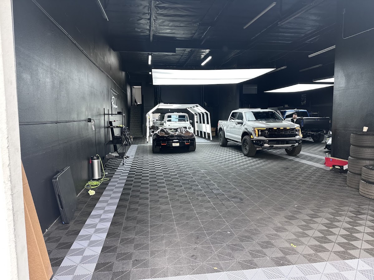 Premium, Orange County workshop