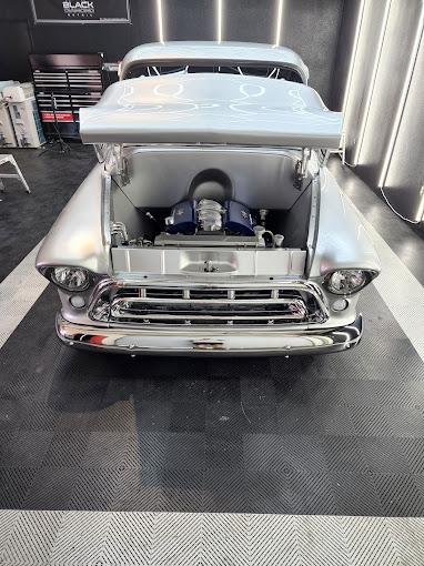 Royal Elite Detail workshop