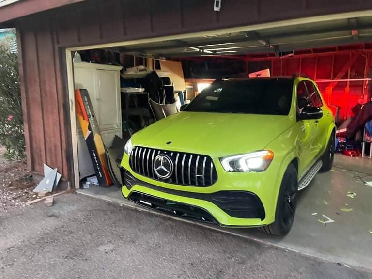 Auto Car Decals workshop