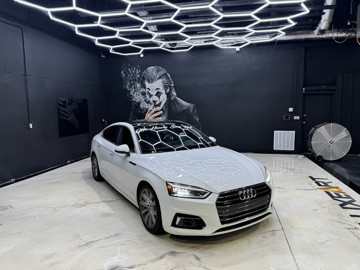 Luxeart LLC workshop