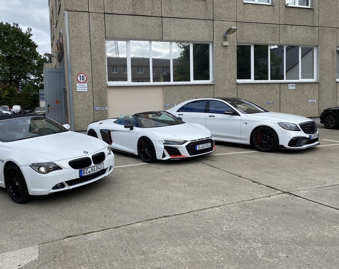 Monster Folien Empire Carwrapping / Folierung & Autoaufbereitung in Berlin workshop