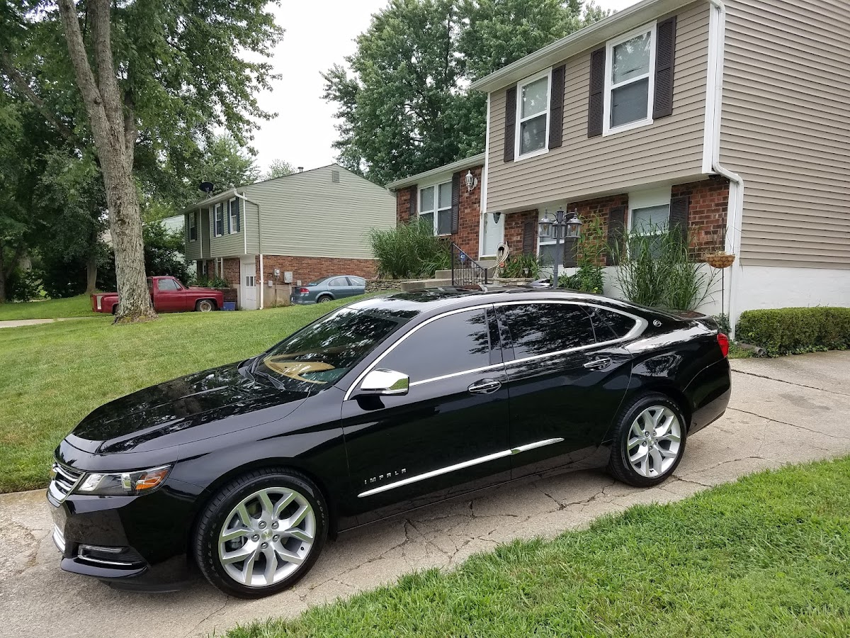 Xclusive Auto Detailing & Window Tinting workshop