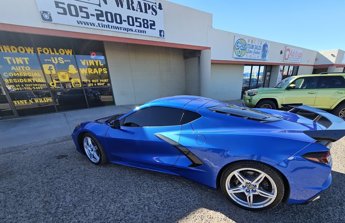 Tint N Wraps workshop