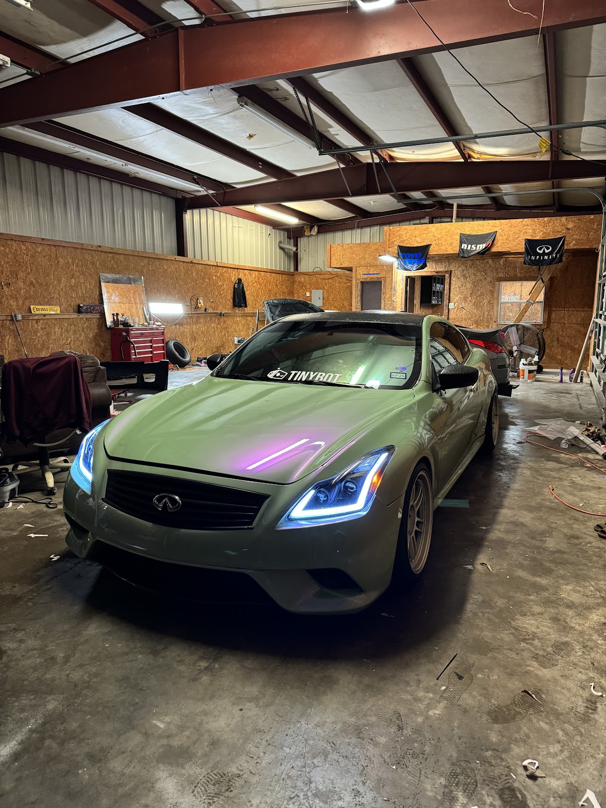 El Shop 409 workshop