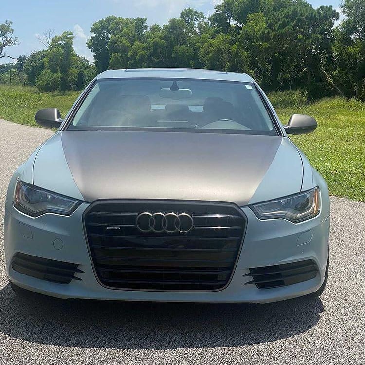 Fabulous Touch Customs workshop