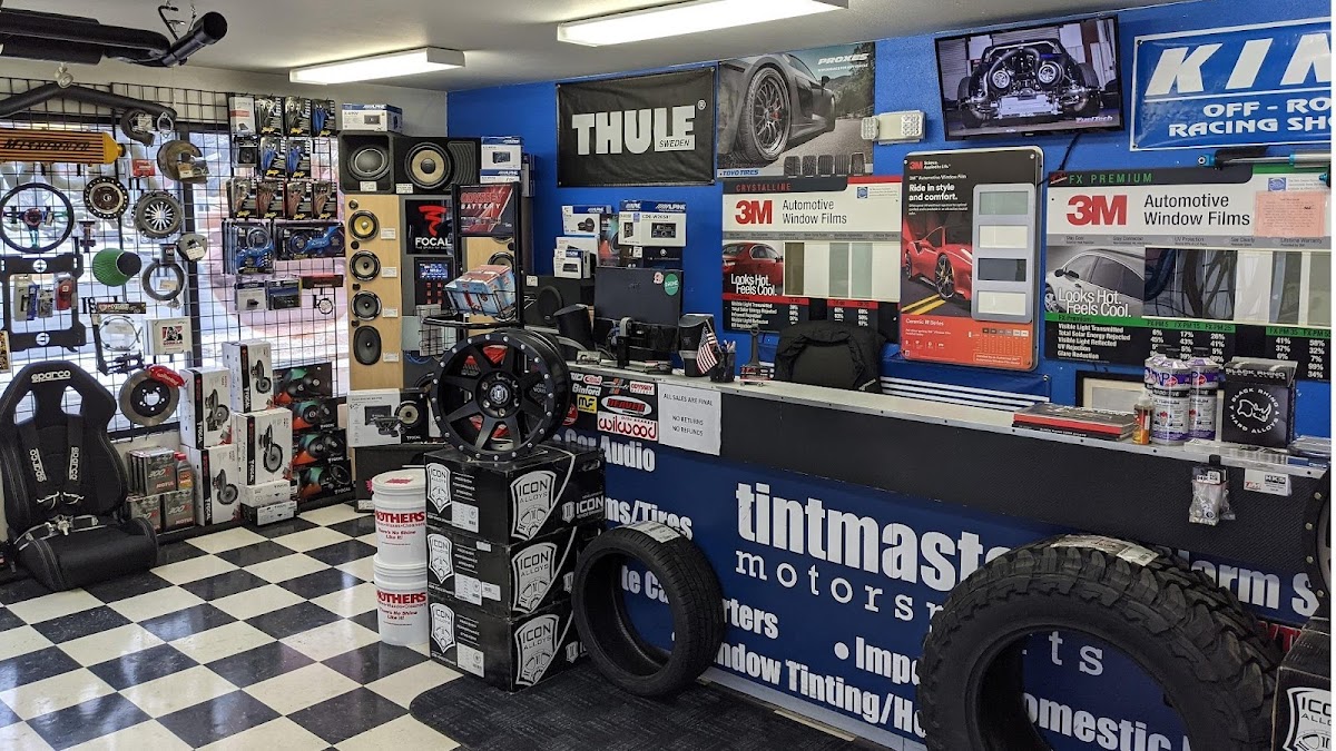 Tm Autosports workshop